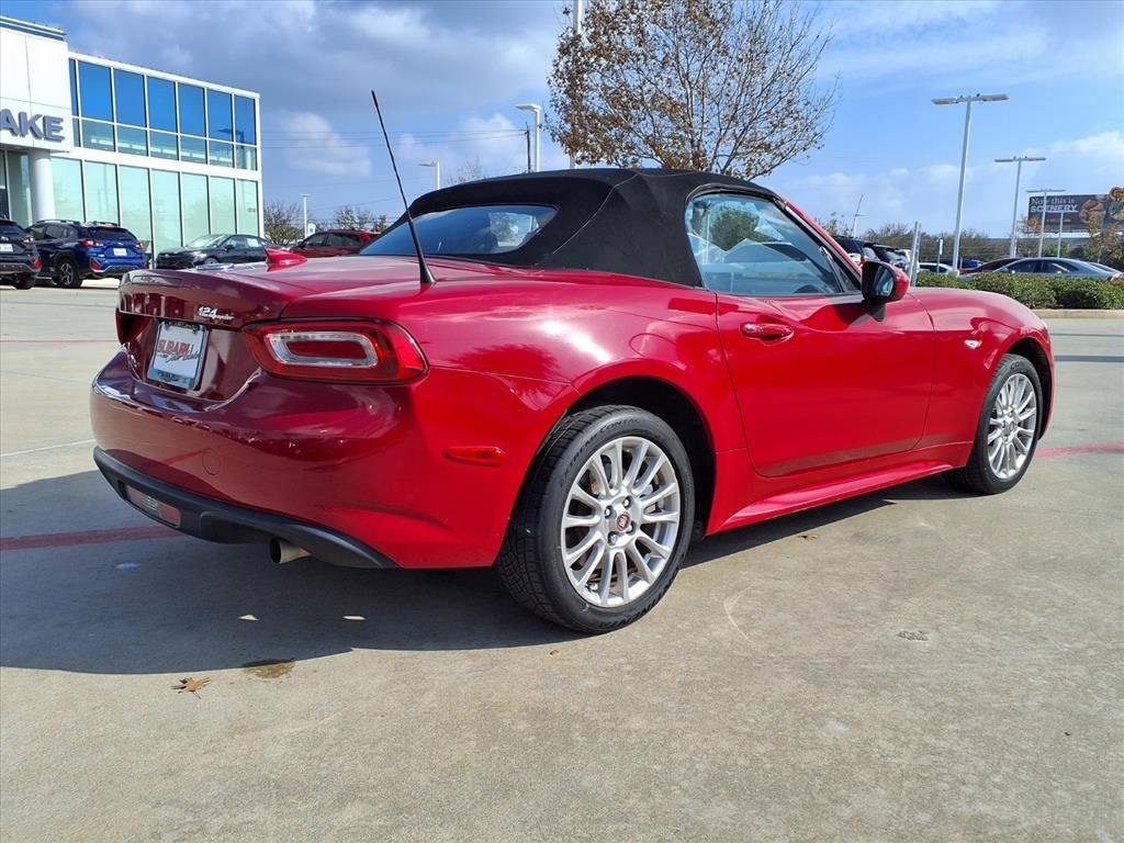 Used 2020 FIAT 124 Spider Classica w/ Technology Group image 4