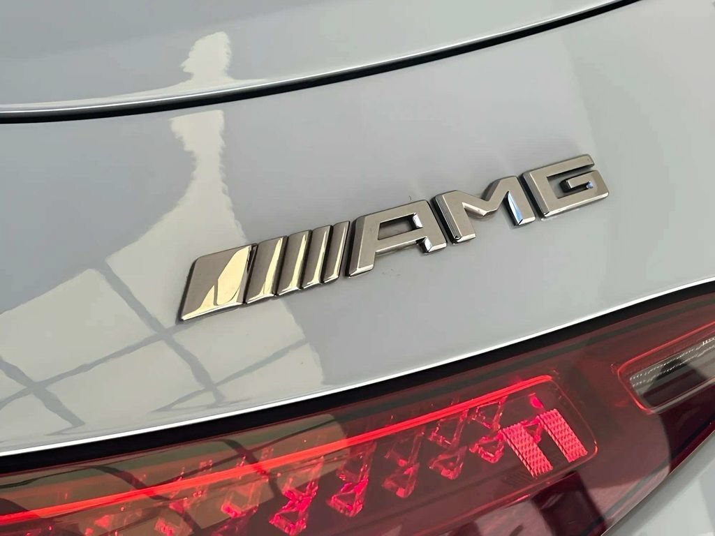 Used 2022 Mercedes-Benz SL 63 AMG 4MATIC image 29