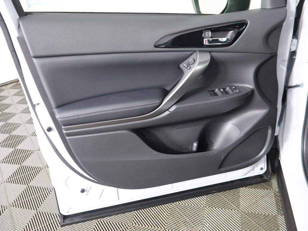 New 2026 Mitsubishi Eclipse Cross Black Edition image 24