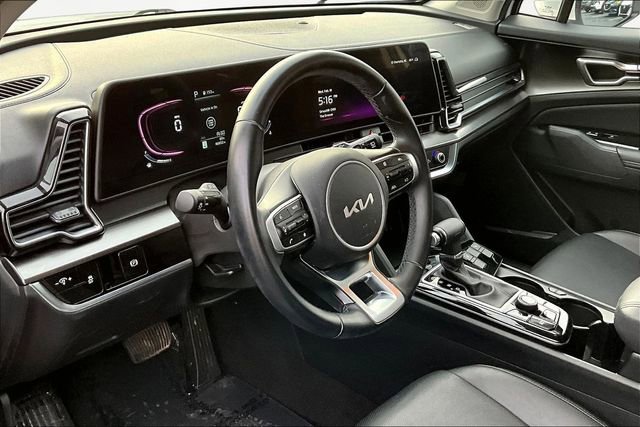 Used 2023 Kia Sportage EX image 12