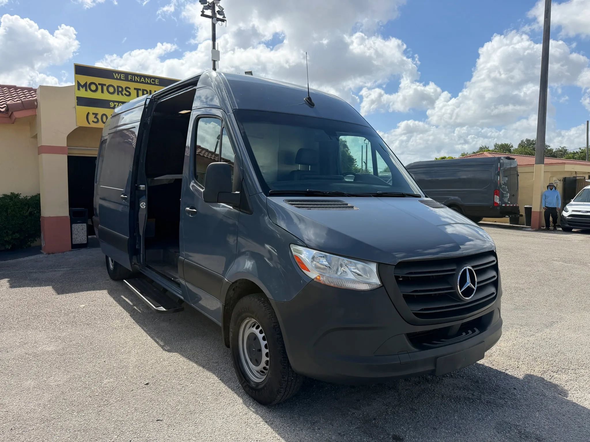 Used 2019 Mercedes-Benz Sprinter 170 image 10