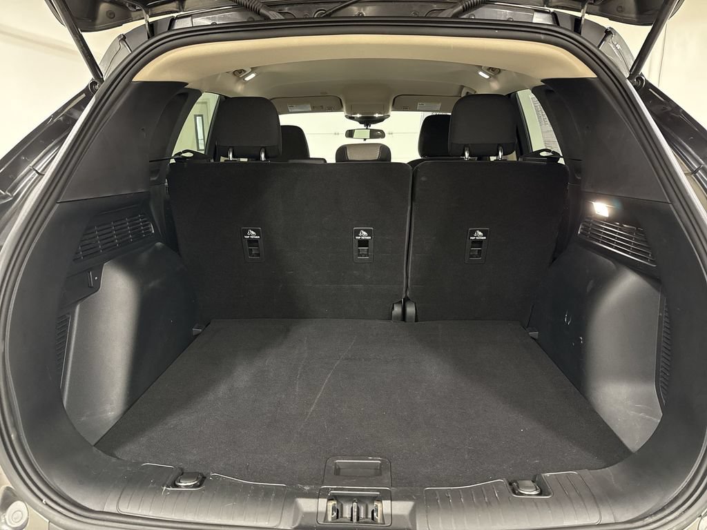 Used 2020 Ford Escape SE FWD image 23