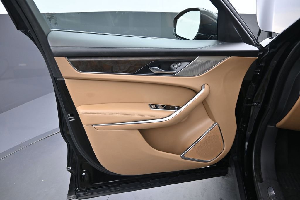 Certified 2022 Jaguar F-PACE S AWD/4WD image 20