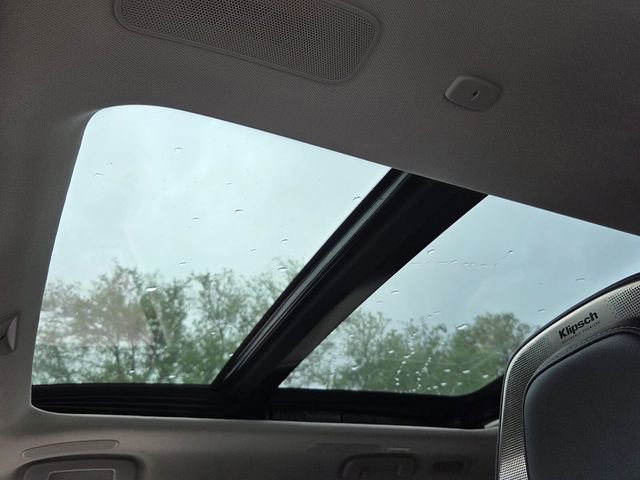 Certified 2025 INFINITI QX80 Sensory image 12