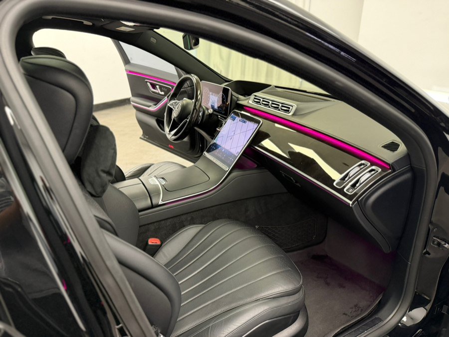 Used 2022 Mercedes-Benz S 580 4MATIC Sedan w/ AMG Line Package image 37