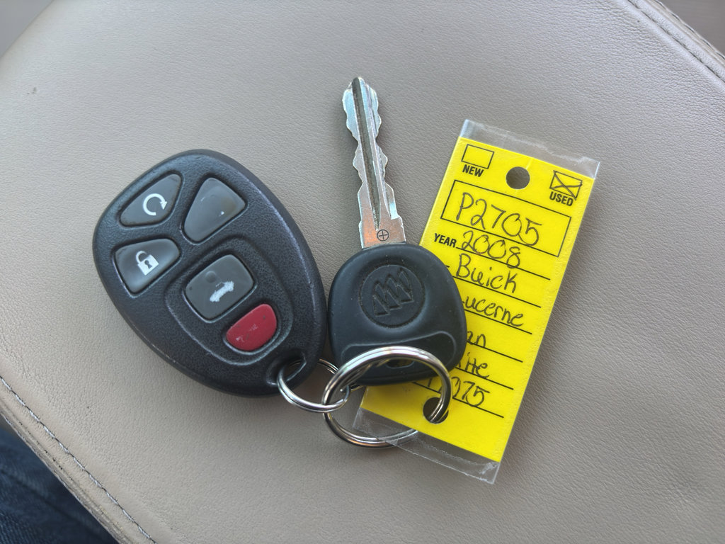 Used 2008 Buick Lucerne CXL w/ Driver Confidence Package FWD image 18