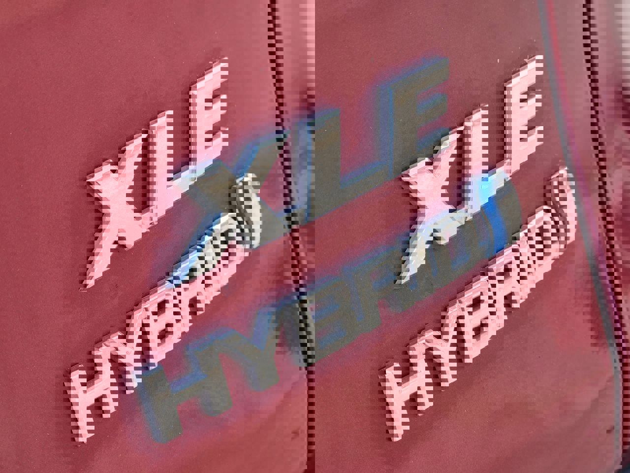 Used 2022 Toyota RAV4 XLE w/ Convenience Package image 10