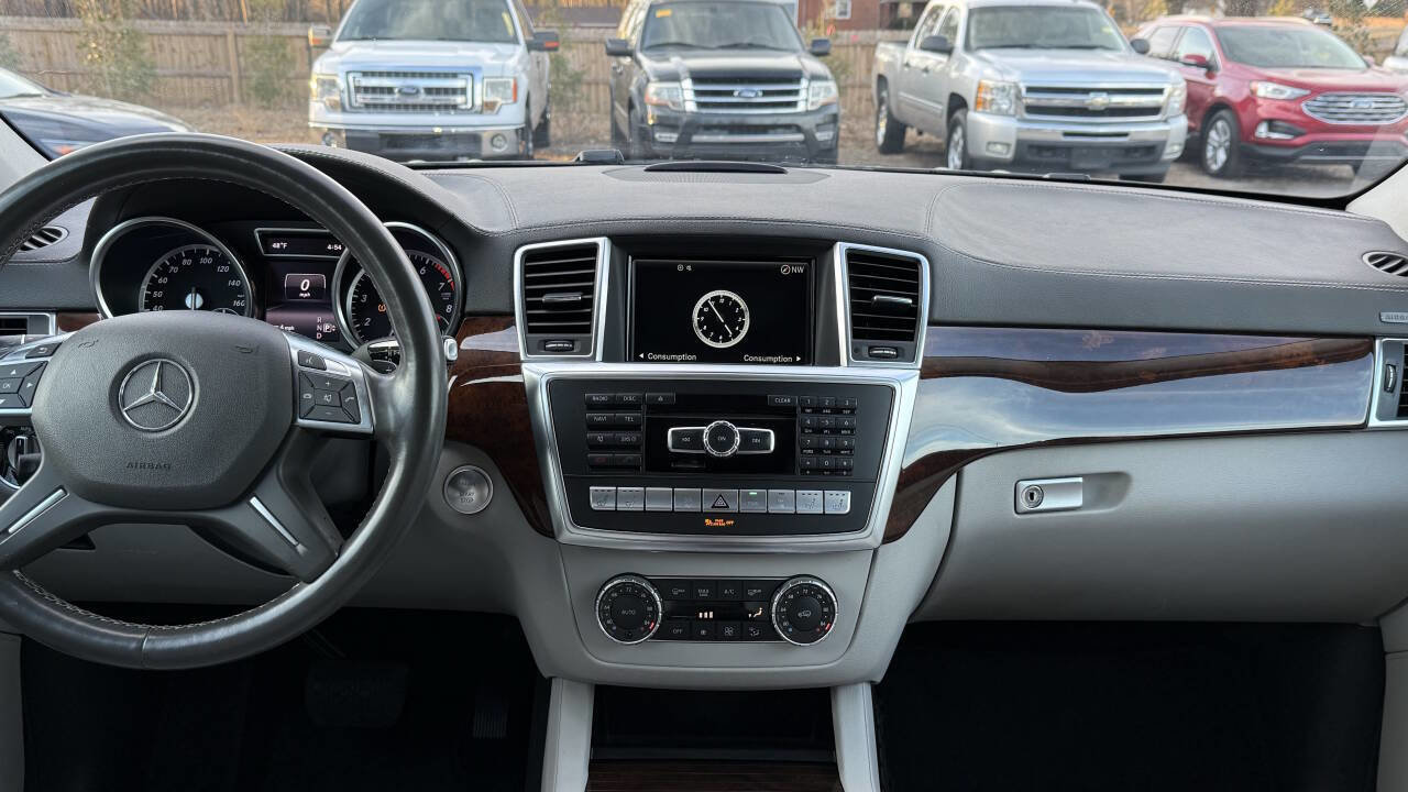 Used 2016 Mercedes-Benz GL 450 GL 450 4MATIC AWD 4dr SUV w/ Premium I Package image 22