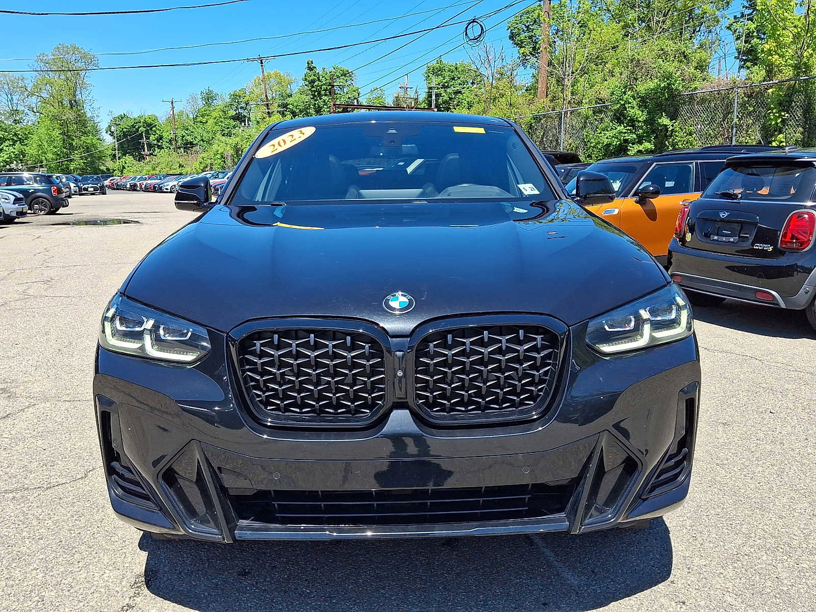 Used 2023 BMW X4 xDrive30i w/ M Sport Package AWD/4WD image 2