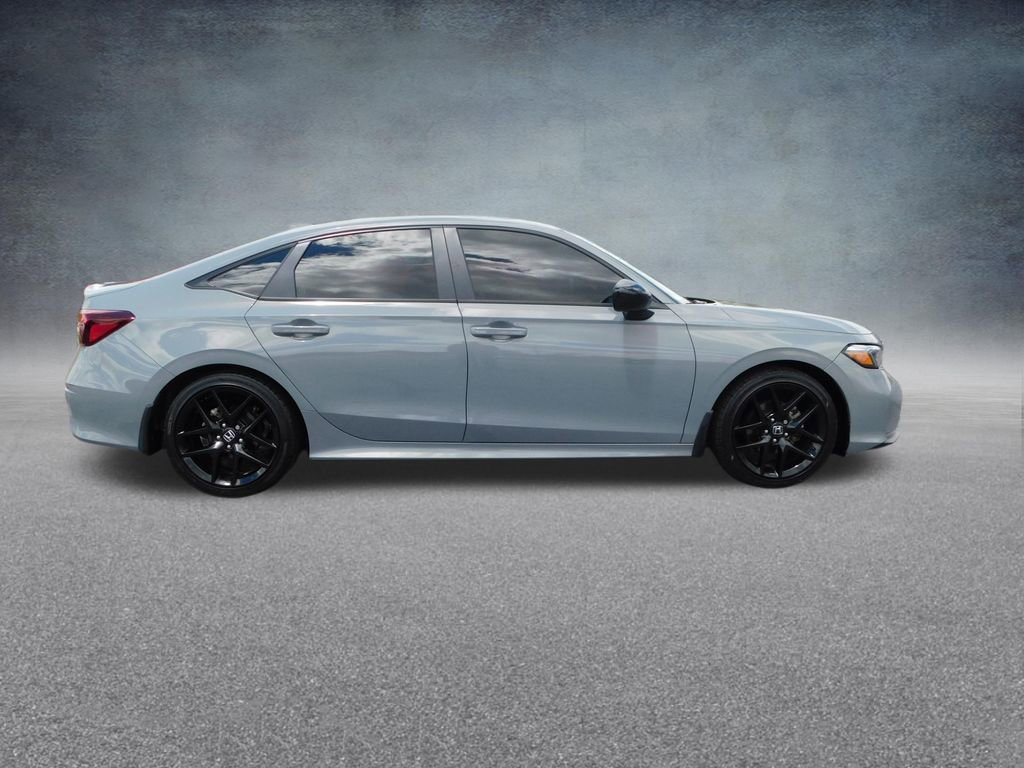 Used 2025 Honda Civic Sport image 2