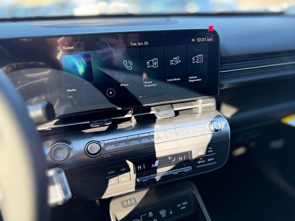 New 2026 Hyundai Kona SEL Premium image 18