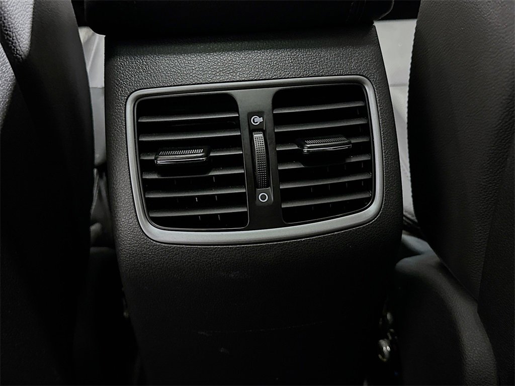 Used 2016 Hyundai Tucson Limited w/ Option Group 03 image 28