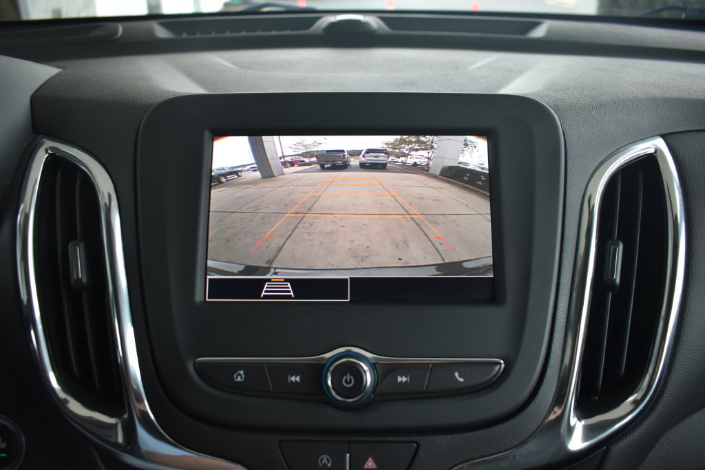 Used 2023 Chevrolet Equinox LT FWD image 19