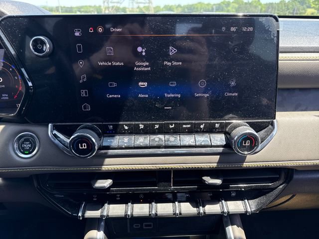 Used 2023 Chevrolet Colorado ZR2 w/ ZR2 Convenience Package III AWD/4WD image 29