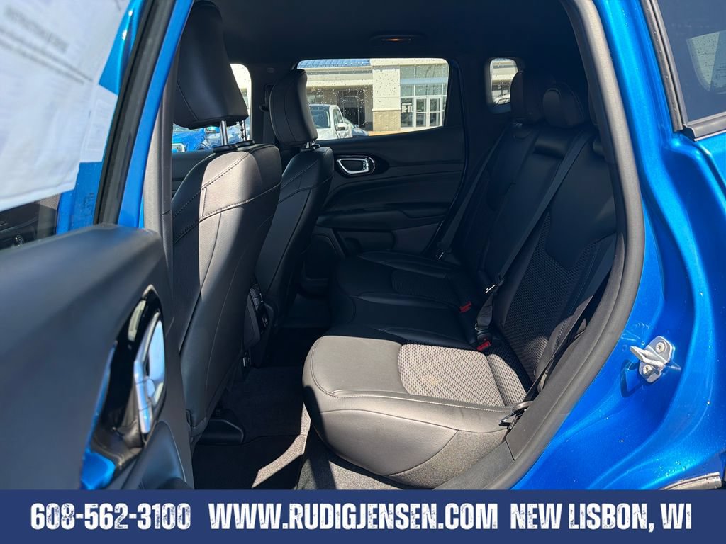 New 2026 Jeep Compass Latitude AWD/4WD image 23
