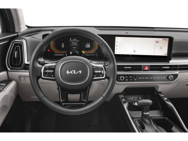Used 2025 Kia Sorento EX w/ Panoramic Sunroof Package FWD image 9