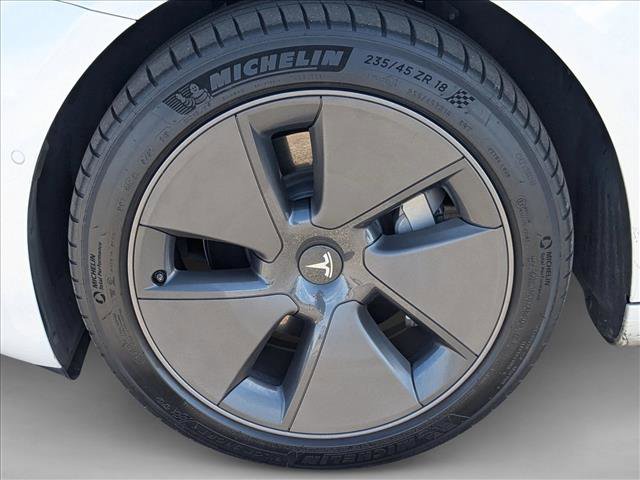Used 2021 Tesla Model 3 Standard Range Plus image 23