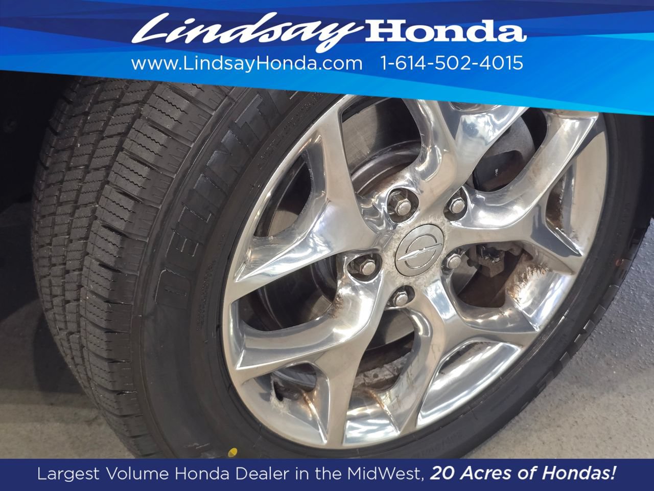 Used 2017 Chrysler Pacifica Limited w/ UConnect Theater Package FWD image 25