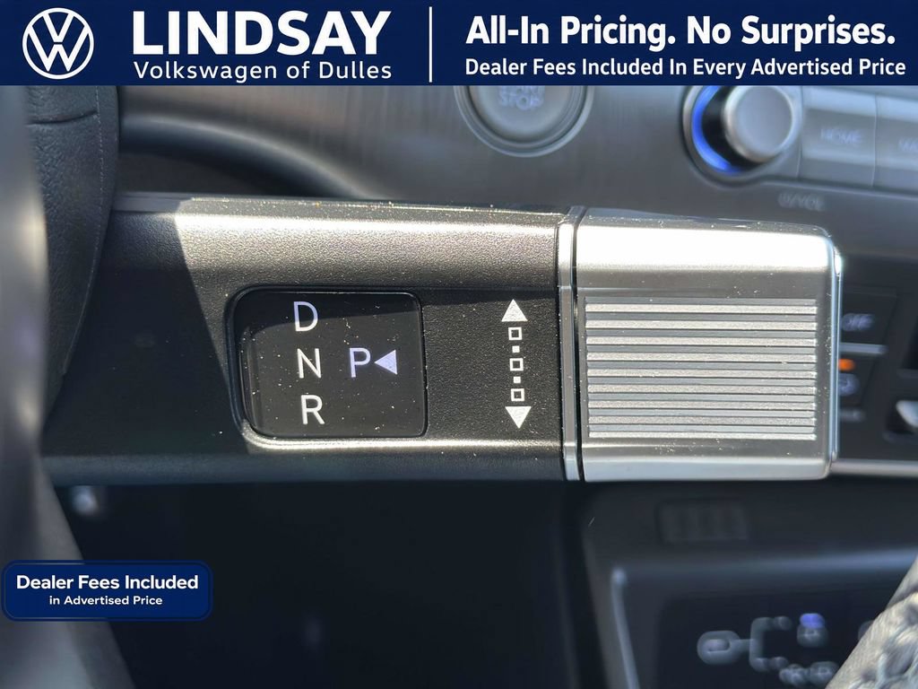 Used 2024 Hyundai Kona Limited AWD/4WD image 19