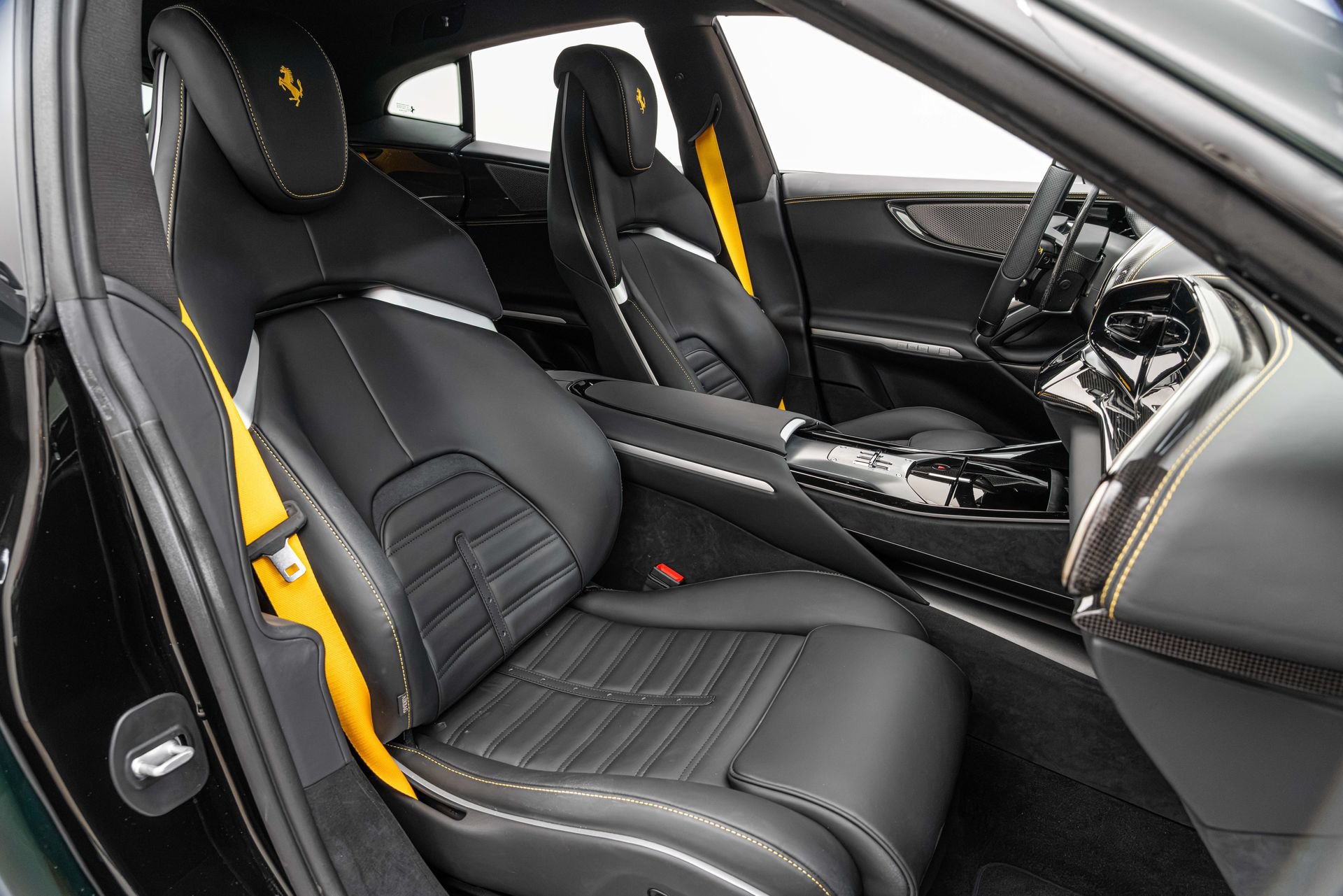 Used 2026 Ferrari Purosangue AWD/4WD image 32