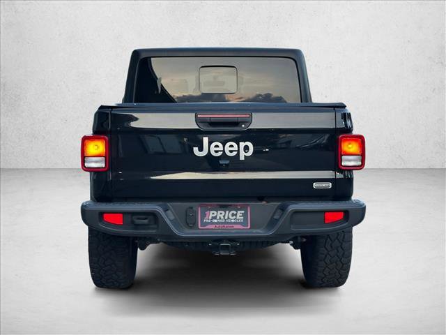 Used 2022 Jeep Gladiator Overland AWD/4WD image 5