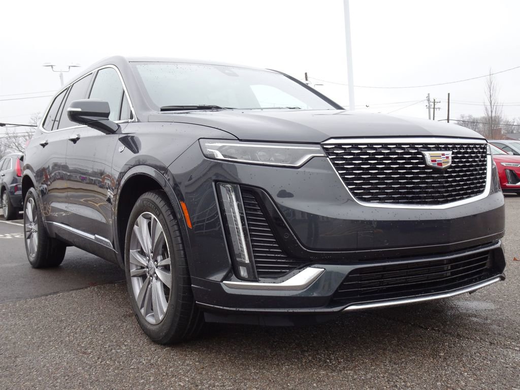 Certified 2023 Cadillac XT6 Premium Luxury image 12