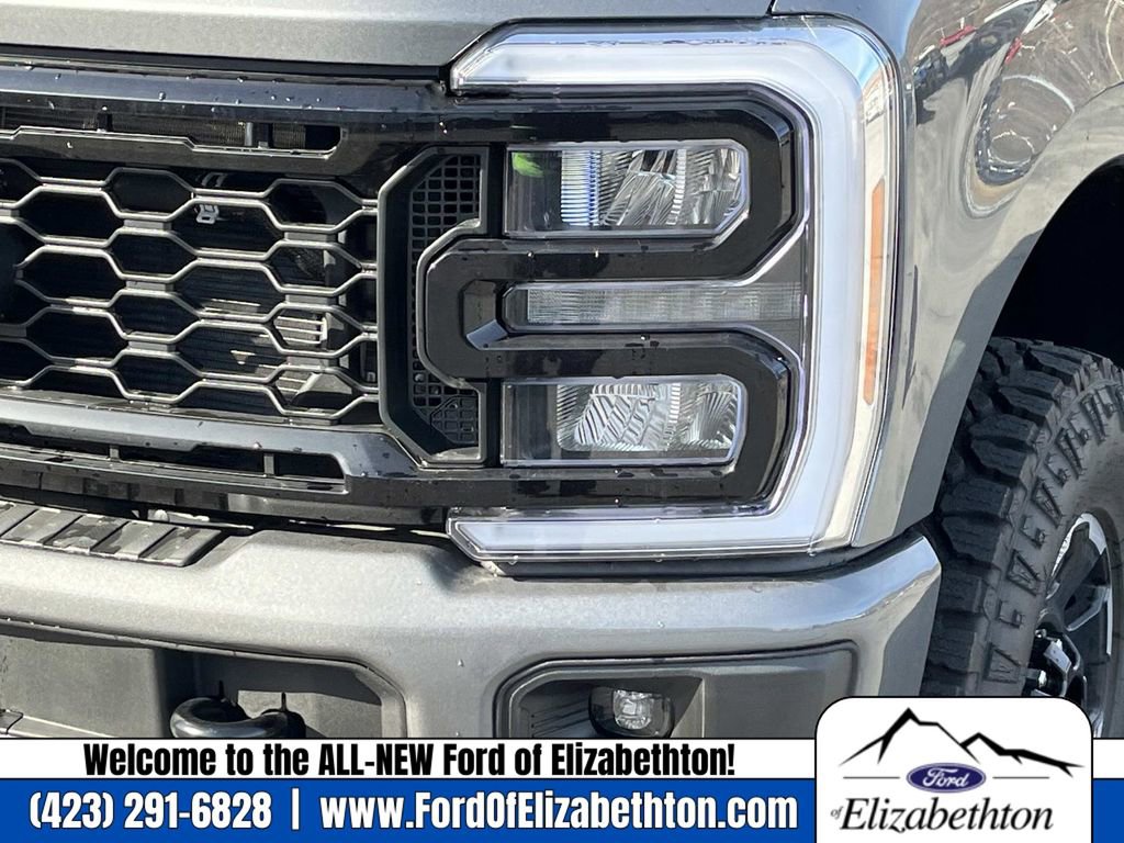 New 2025 Ford F350 Lariat w/ Lariat Ultimate Package image 9