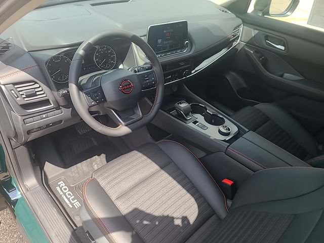 New 2026 Nissan Rogue SV AWD/4WD image 12