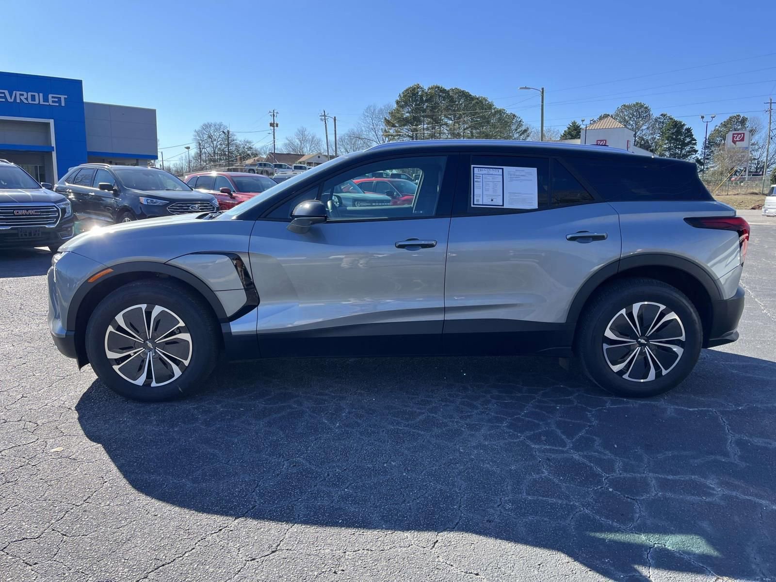 Used 2025 Chevrolet Blazer EV LT image 6