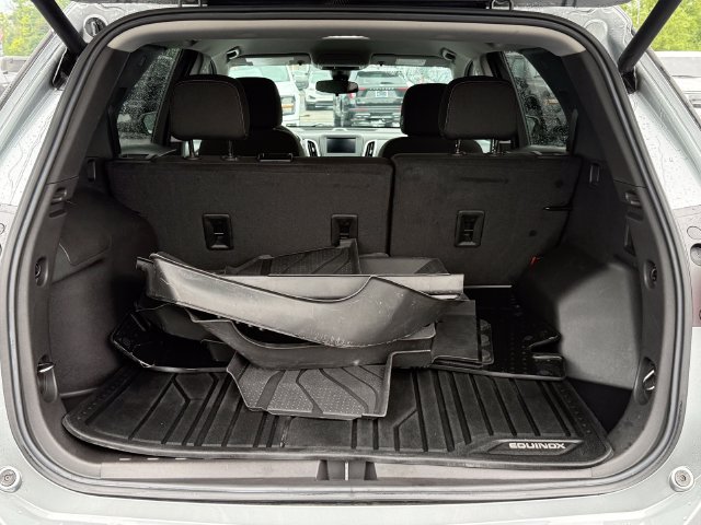 Used 2024 Chevrolet Equinox LT w/ LPO, Floor Liner Package FWD image 26
