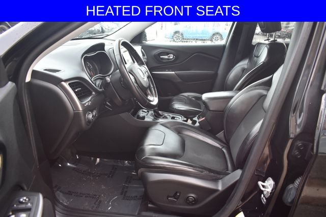 Used 2021 Jeep Cherokee Latitude Plus AWD/4WD image 4