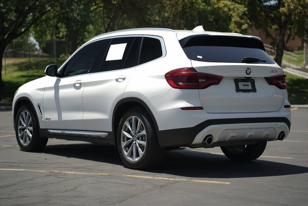 Used 2018 BMW X3 xDrive30i AWD/4WD image 3