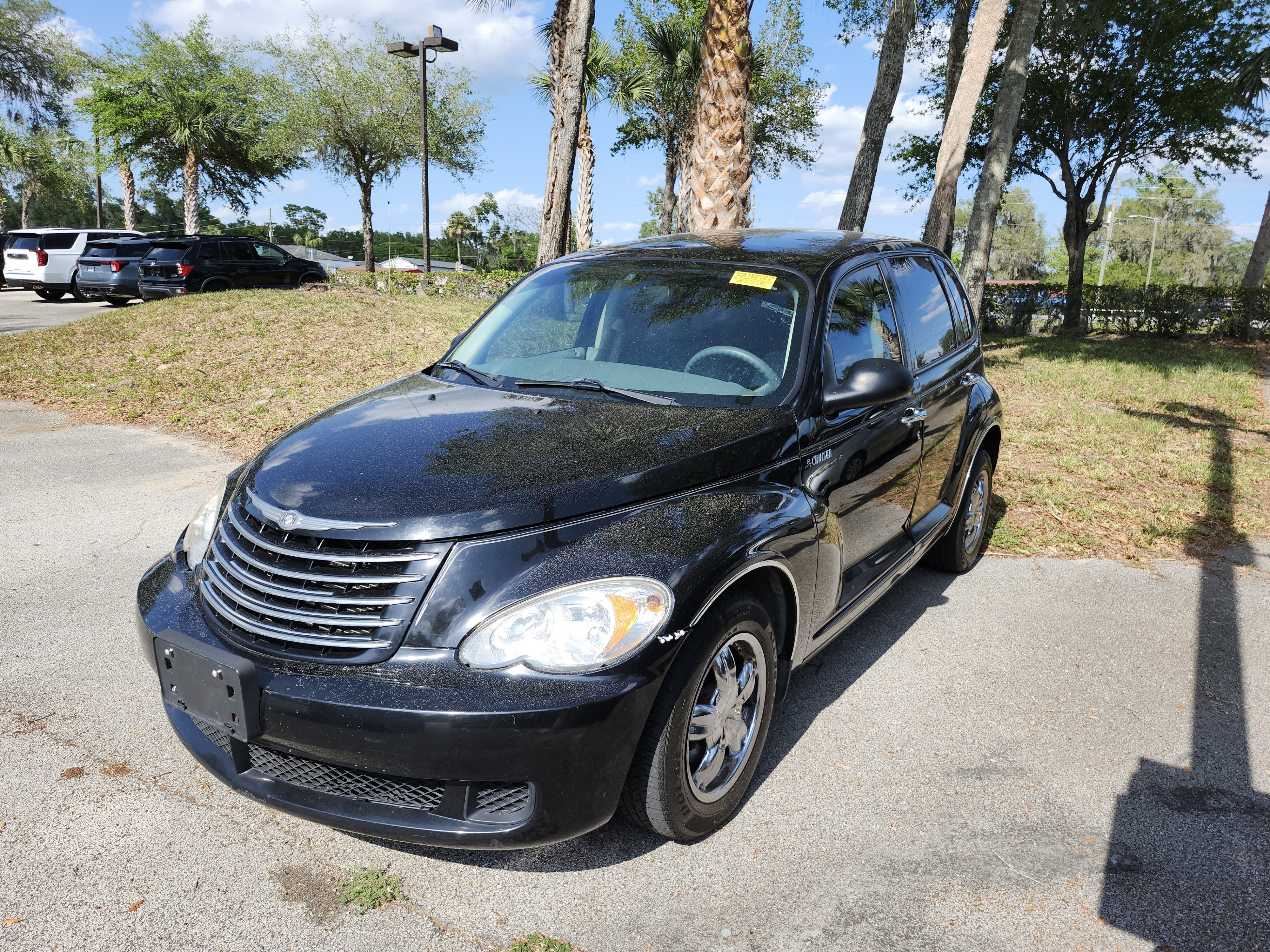Used 2006 Chrysler PT Cruiser Touring FWD image 1