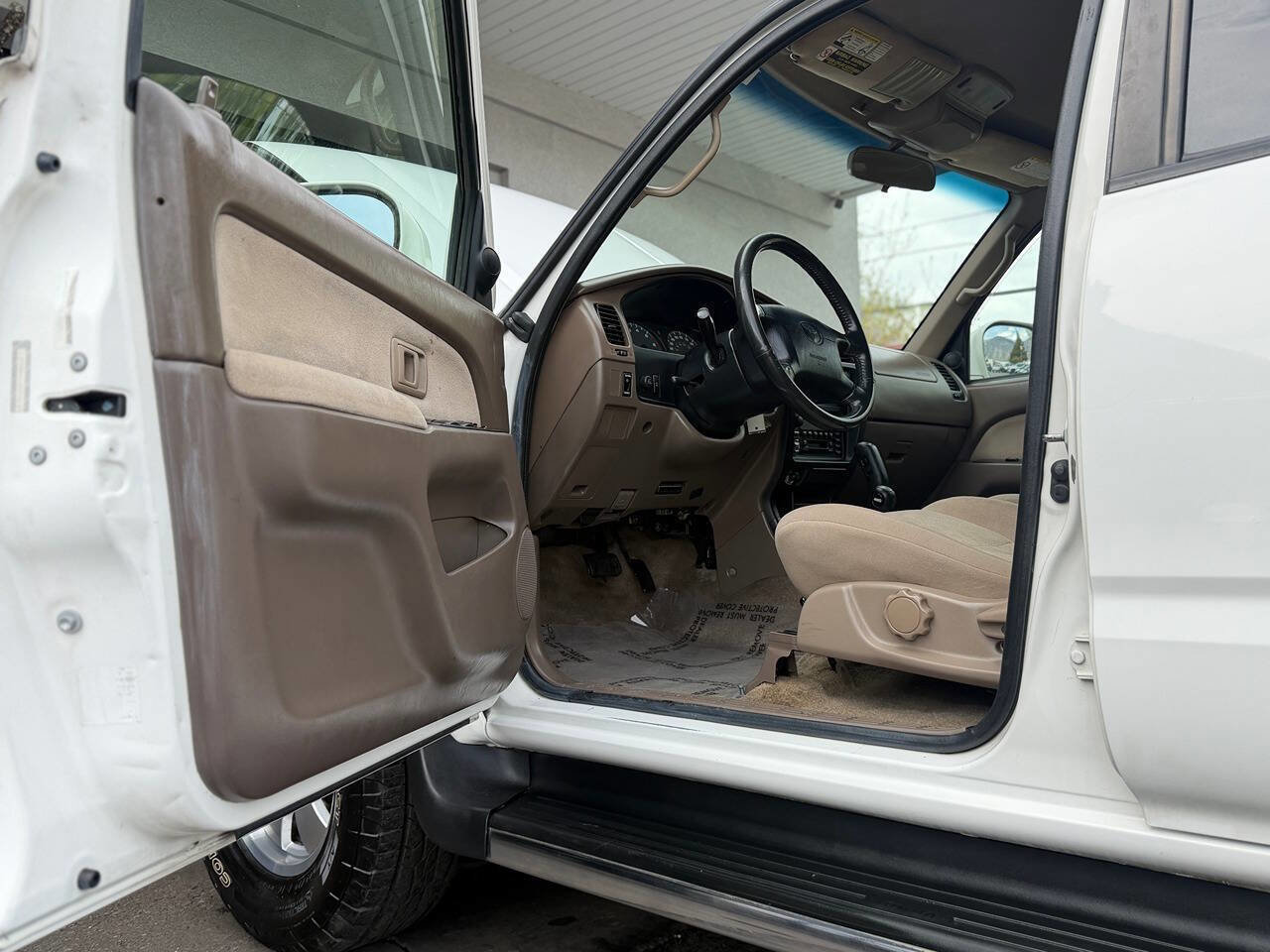 Used 2002 Toyota 4Runner SR5 image 2