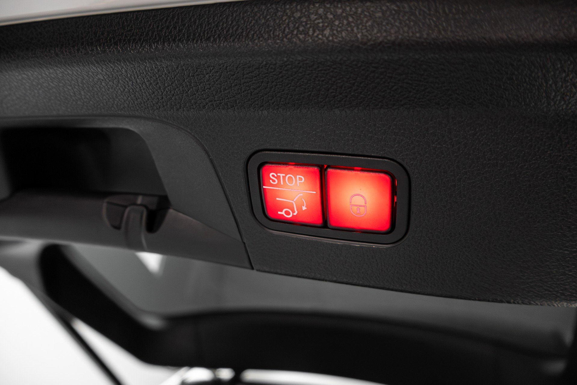 Used 2024 Mercedes-Benz GLE 53 AMG 4MATIC Coupe image 43