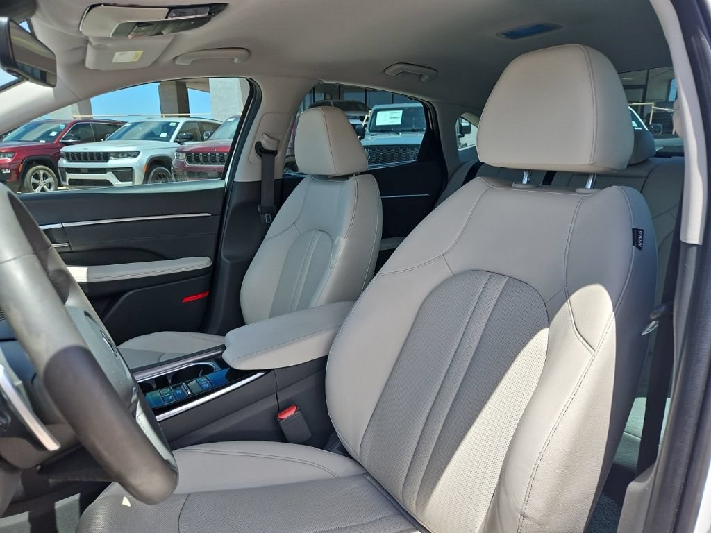 Used 2022 Hyundai Sonata Limited FWD image 19