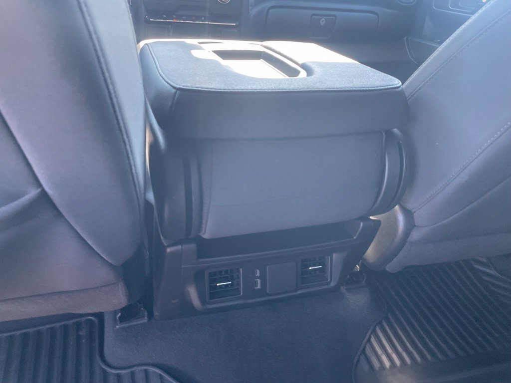 Used 2024 Chevrolet Silverado 1500 Custom AWD/4WD image 25