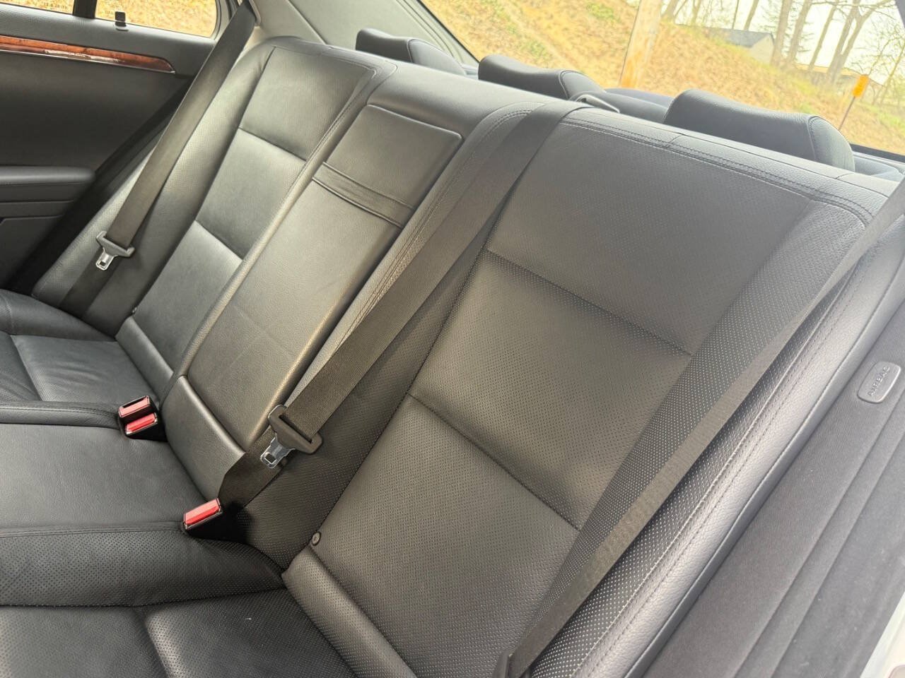 Used 2010 Mercedes-Benz S 550 4MATIC image 15