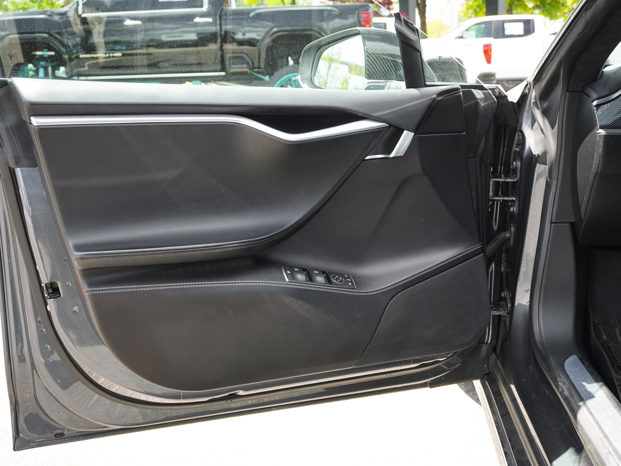 Used 2016 Tesla Model S P85D image 14