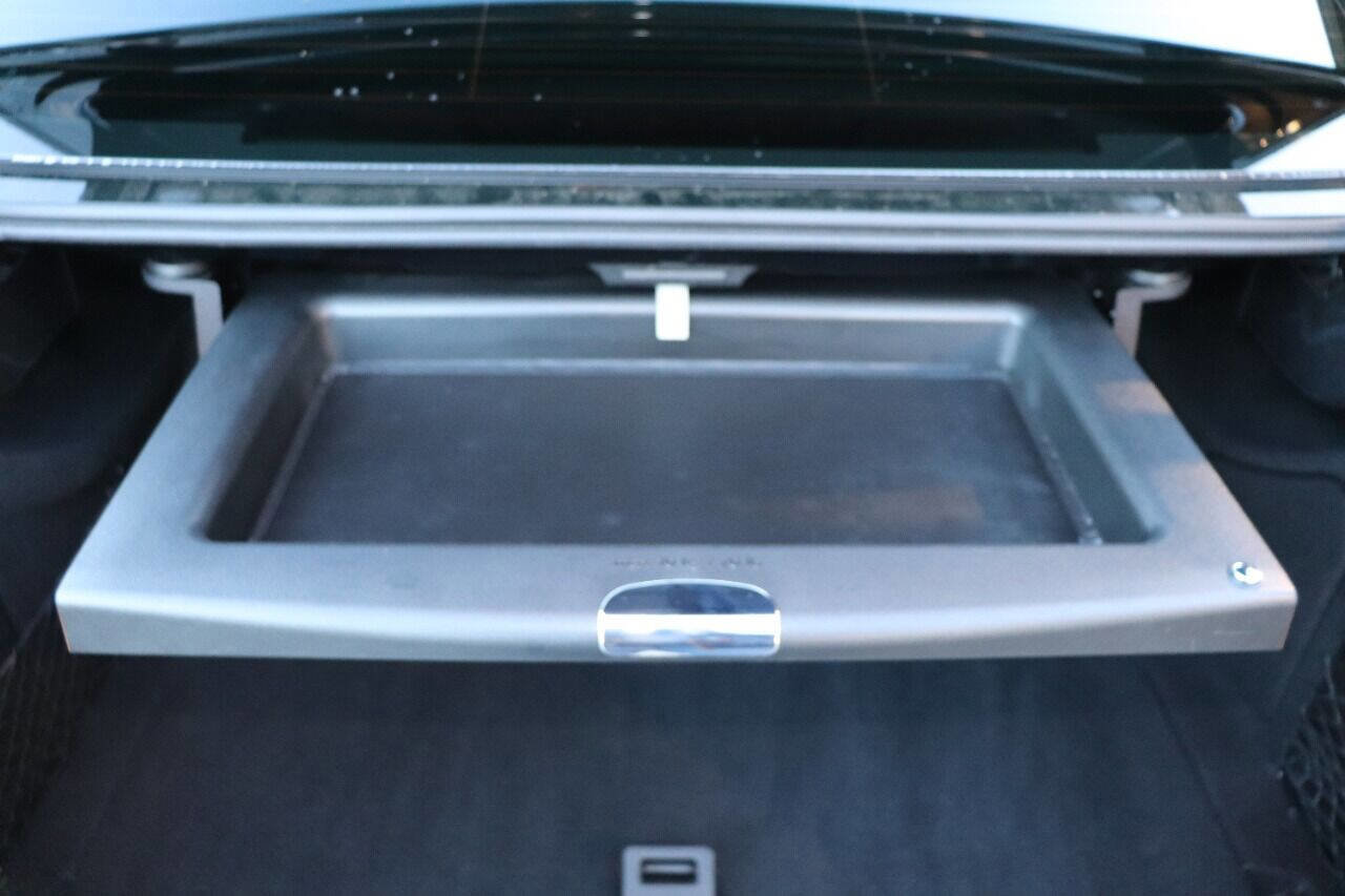 Used 2013 Mercedes-Benz E 350 Sedan image 58