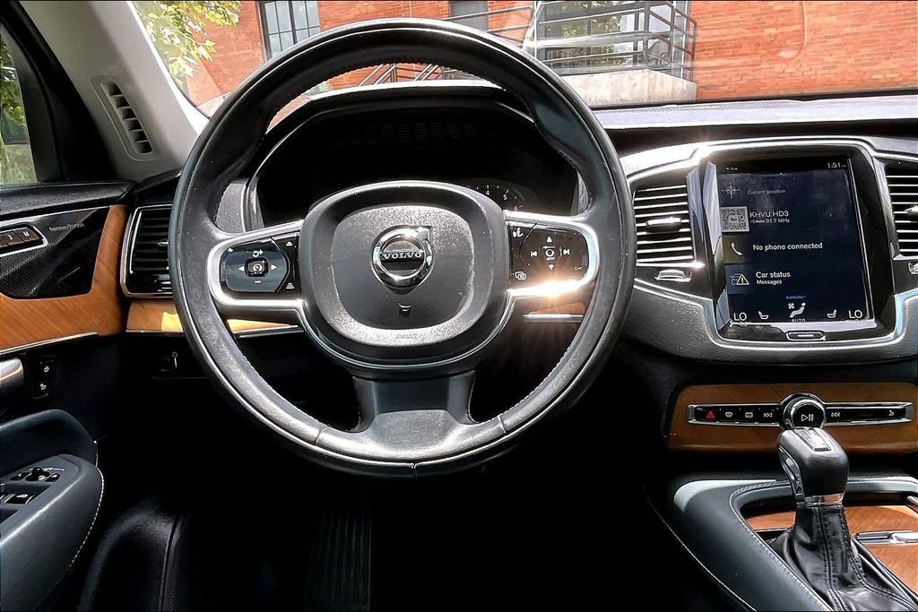 Used 2020 Volvo XC90 T6 Inscription w/ Protection Package Premier AWD/4WD image 7