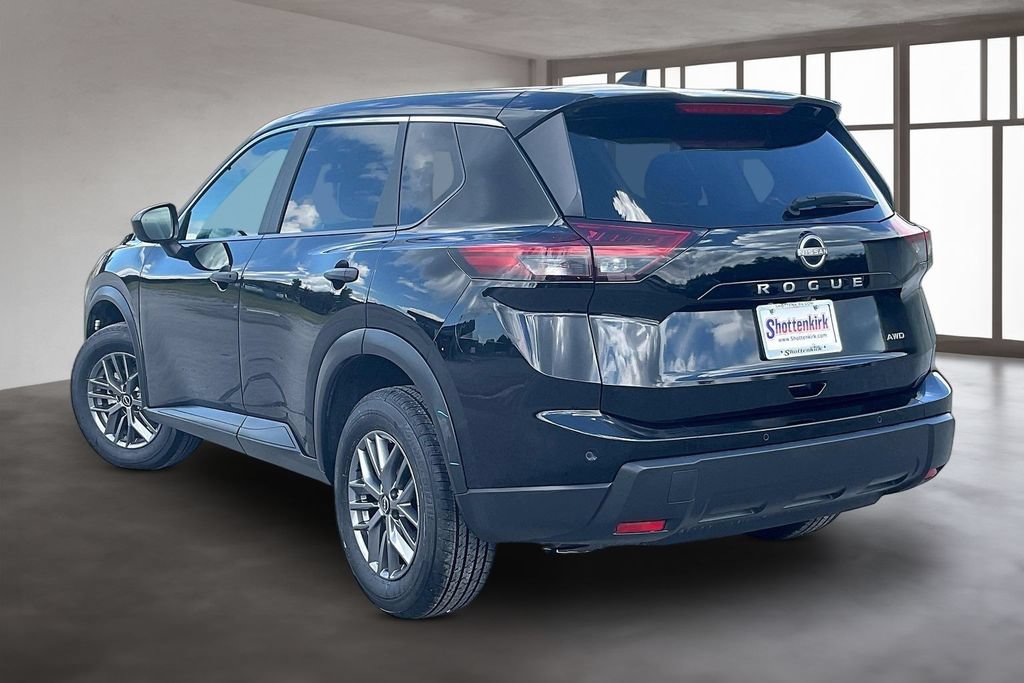 Used 2024 Nissan Rogue S AWD/4WD image 4