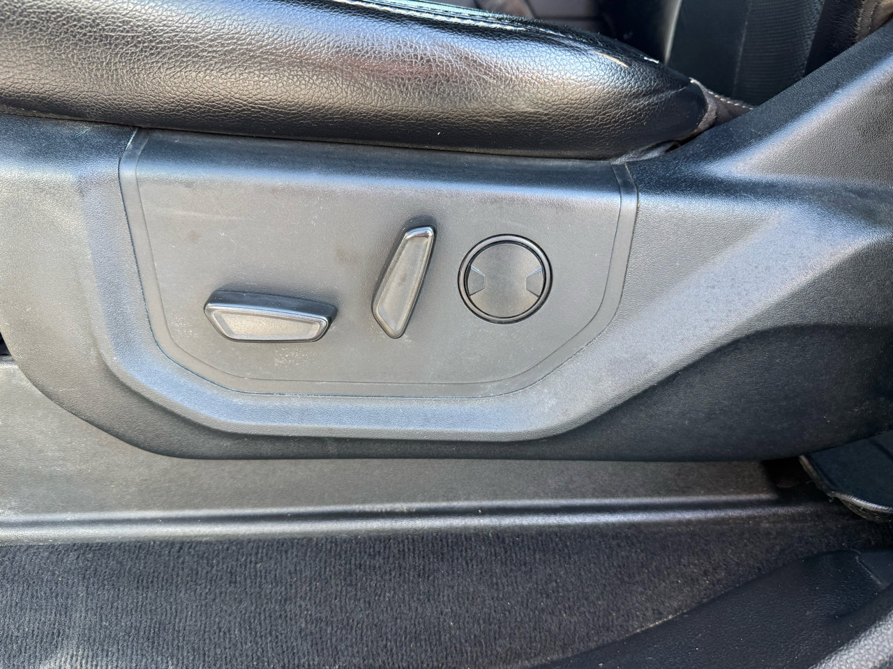Used 2021 Ford F250 Lariat w/ Lariat Value Package image 13