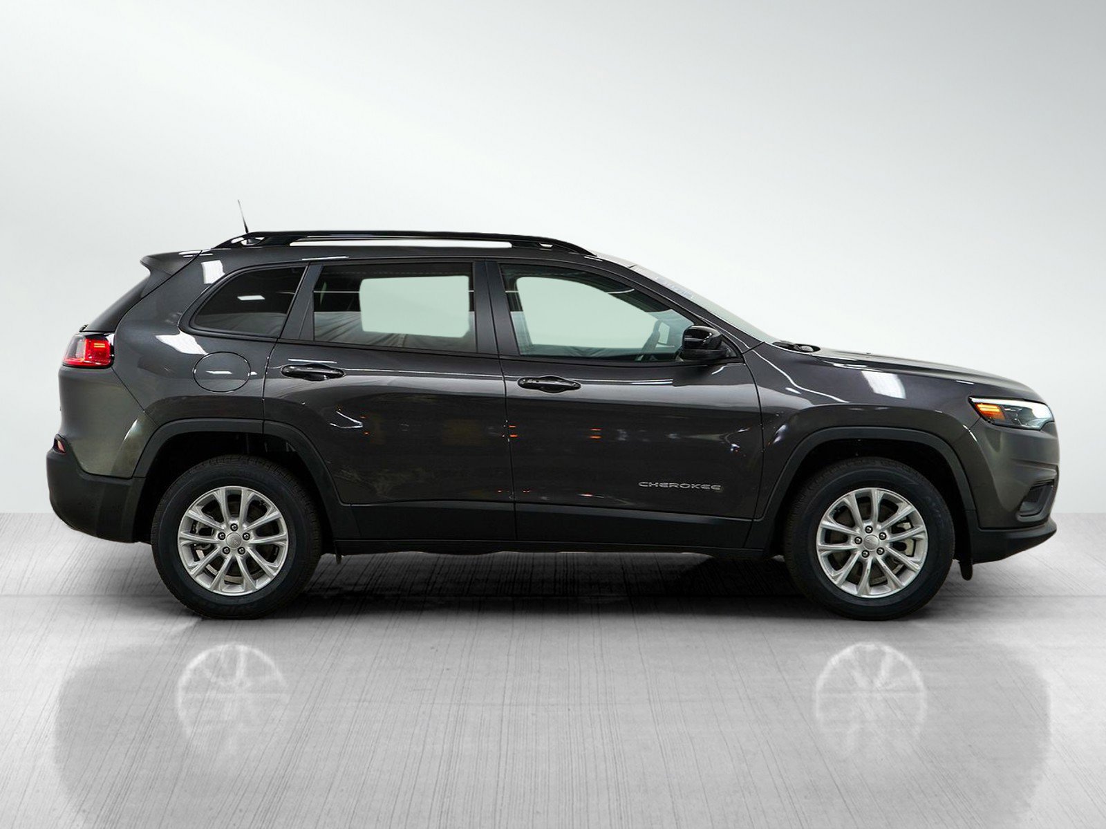 Used 2022 Jeep Cherokee Latitude Lux AWD/4WD image 6