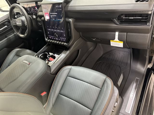 New 2026 GMC Yukon XL AT4 w/ LPO, Floor Liner Package AWD/4WD image 29