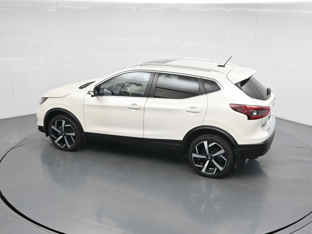 Used 2020 Nissan Rogue Sport SL w/ Premium Package FWD image 45