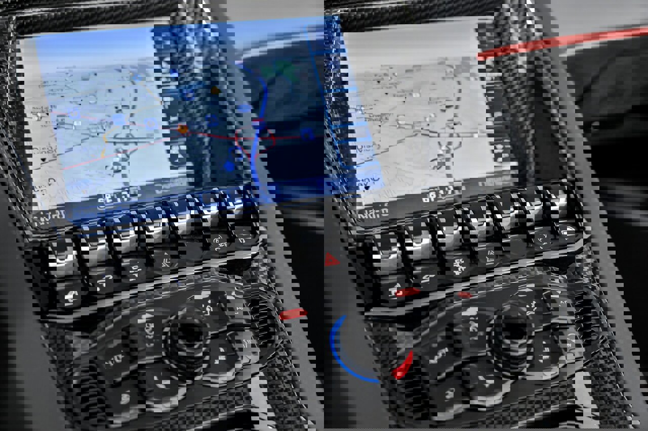 Used 2021 Lamborghini Aventador SVJ image 42