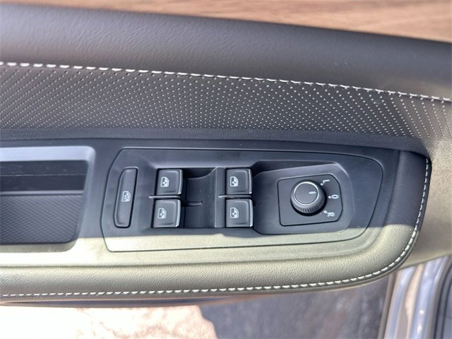 New 2025 Volkswagen Atlas SE image 36