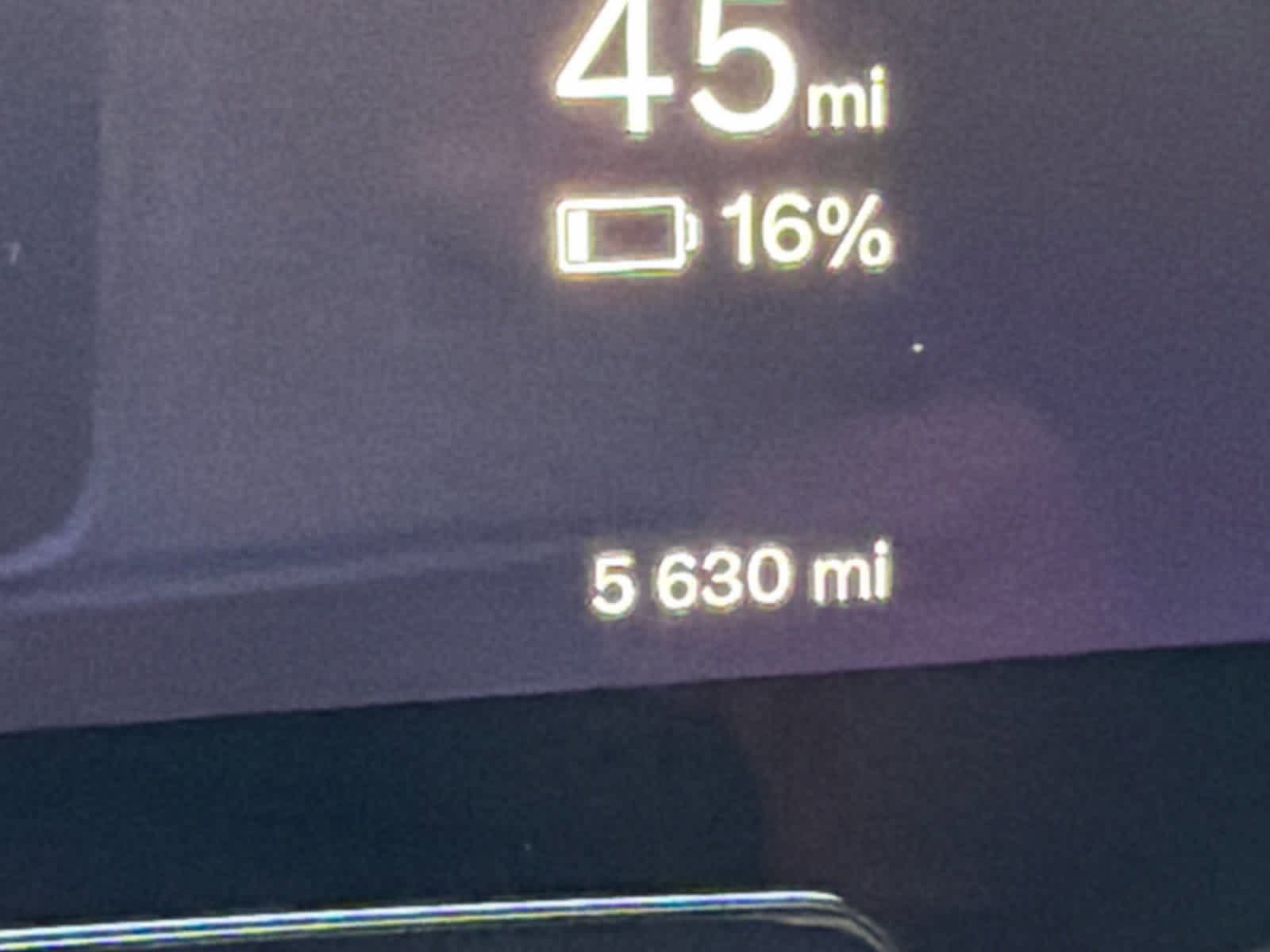 Used 2025 Volvo EX90 Ultra image 37