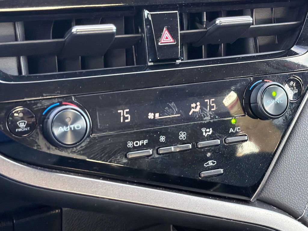 Certified 2024 Toyota Camry SE FWD image 15